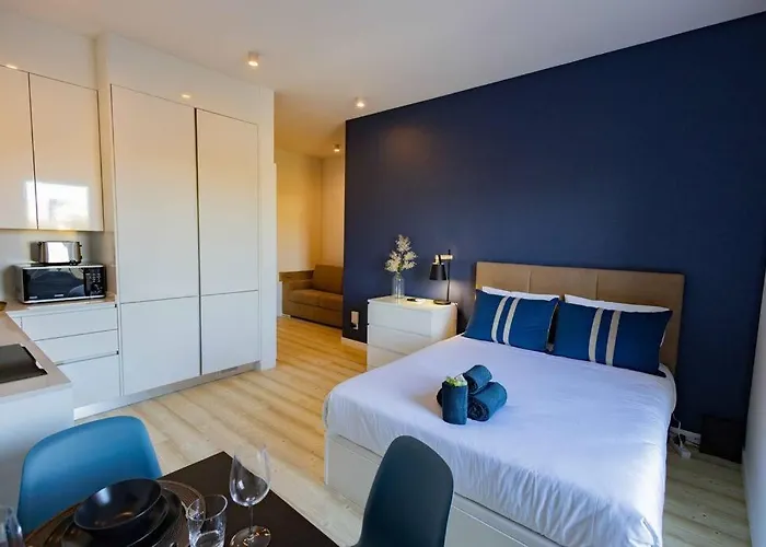 Central Lisbon Stylish Apartment